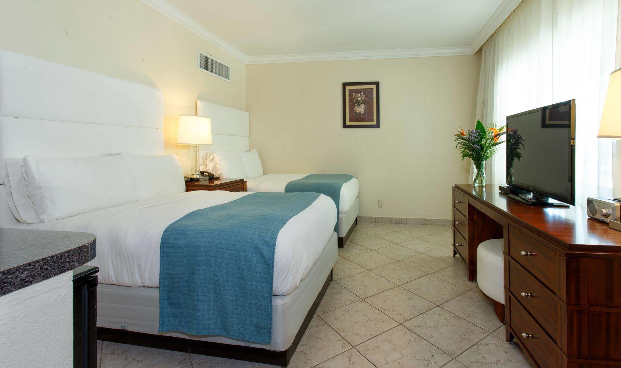 The Sea Lord Hotel & Suites (Adults Only) Lauderdale-by-the-Sea Eksteriør bilde